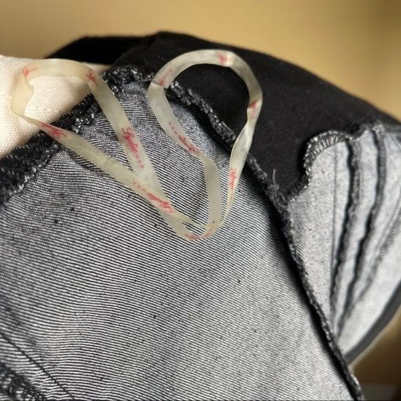 Lydia motorcycle vest Halter Top y2k black denim lace Zip Up Goth Emo Small VTG - Picture 12 of 12